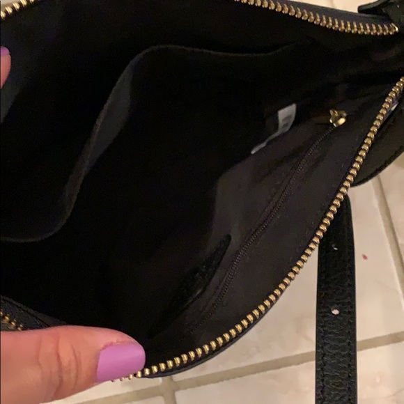 Fossil Crossbody - Picture 3 of 4